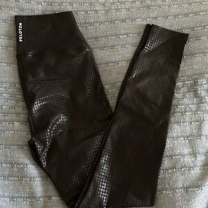 Peloton black leggings